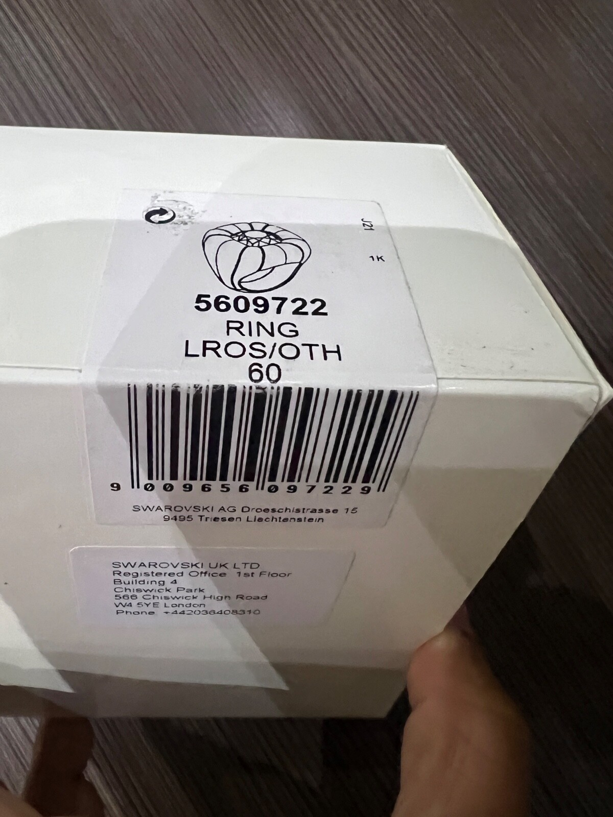 Swarovski Dulcis Cushion Cut green Cocktail Ring 5609722 Size 60 New 💕