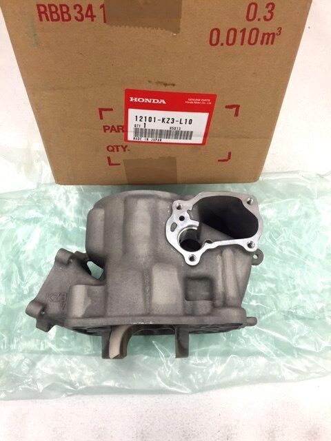 NEW GENUINE HONDA OEM CYLINDER JUG 2000-2001 CR250R 12101-KZ3-L10 *