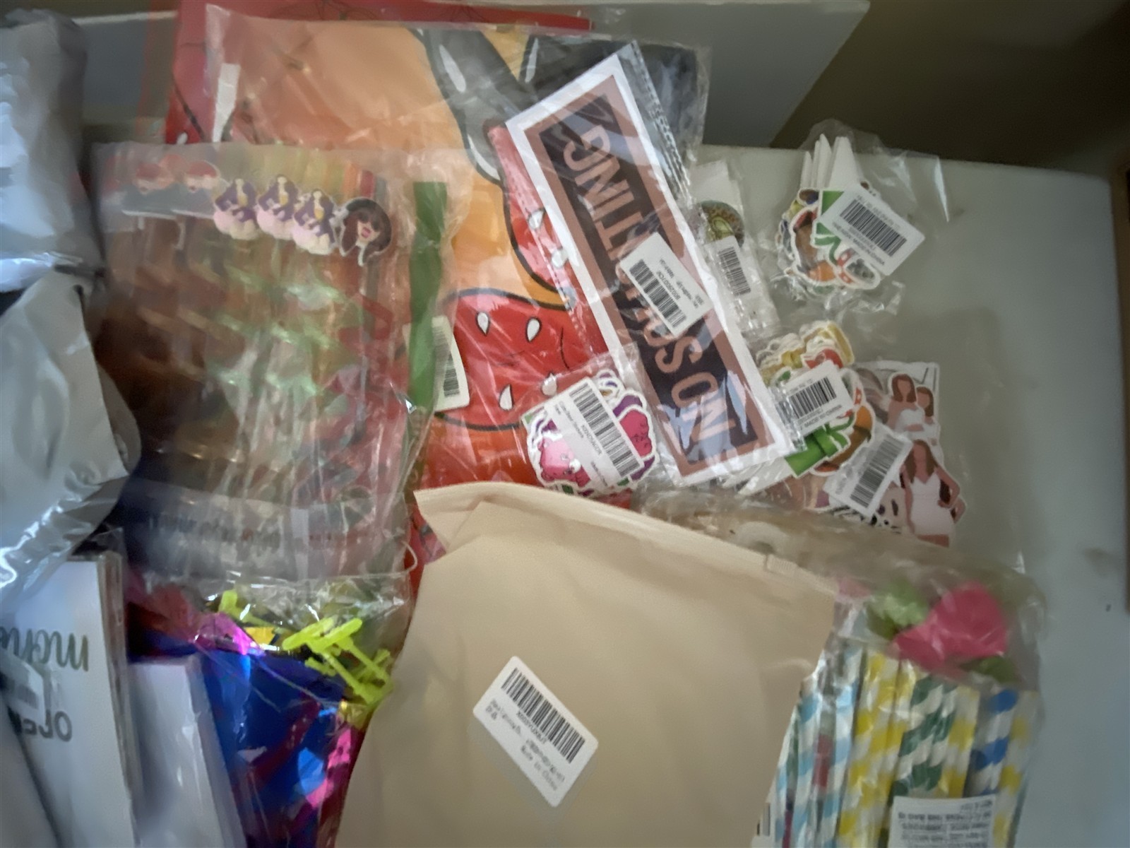 New Party Supplies Packs Resellers Lot #7077