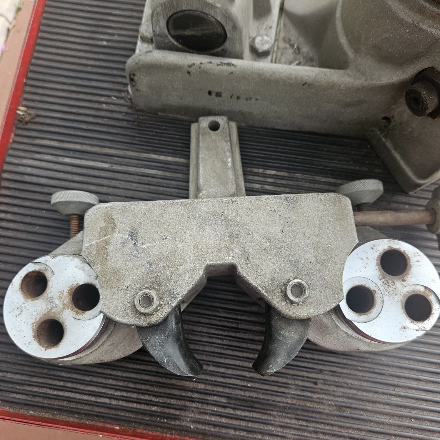 GP Tools GP3030 MacPherson Strut Spring Compressor Shop Machine W Adapters