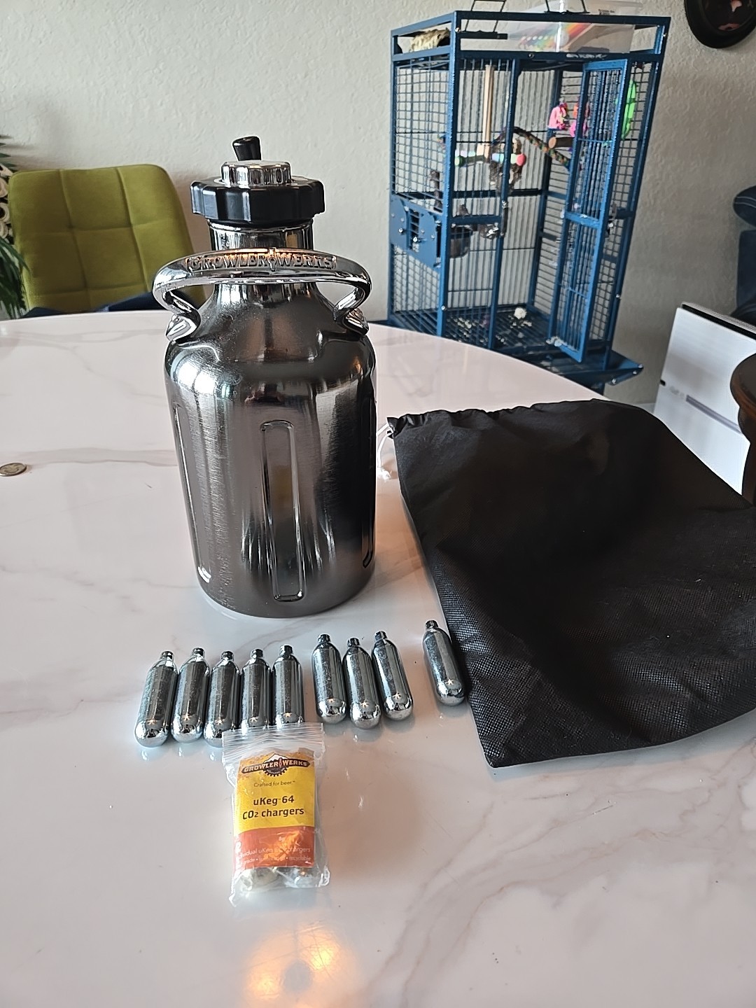 GrowlerWerks Stainless Steel 64 oz Beer Dispenser Set with Tap, CO2, Case