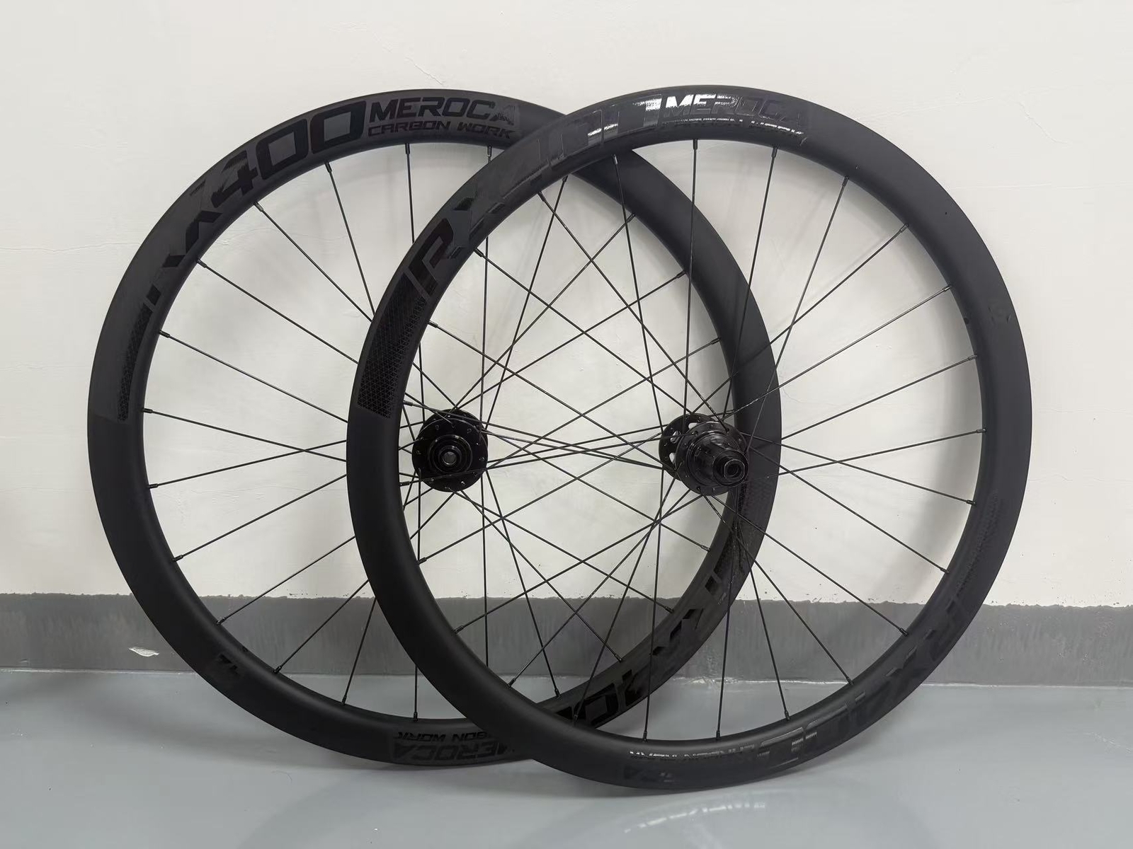 MEROCA 42mm Carbon Road Wheelset 700C Clincher Bicycle Wheels 6-Bolts Disc Brake