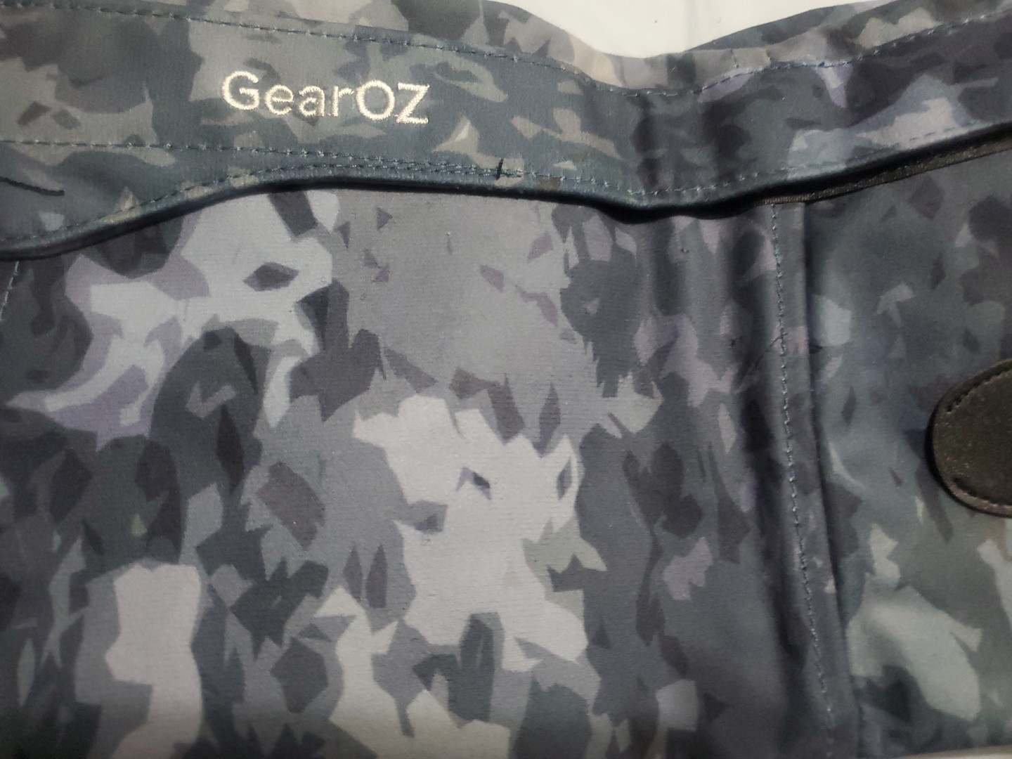 GearOZ Large Pair Hunting leg gaiters lightweight adjustable Camo