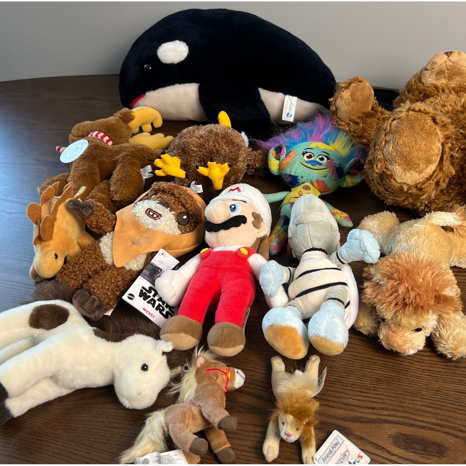 Plush Toys Collection Star Wars Mario Dry Bones Lion Troll Shamu Lot of 13