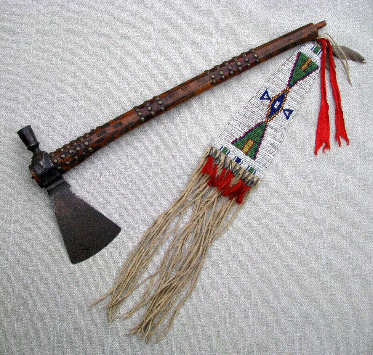 FINE ANTIQUE PLAINS INDIAN PIPE TOMAHAWK 100 TACKS/FILE BURNS 5 COLOR BEAD DROP