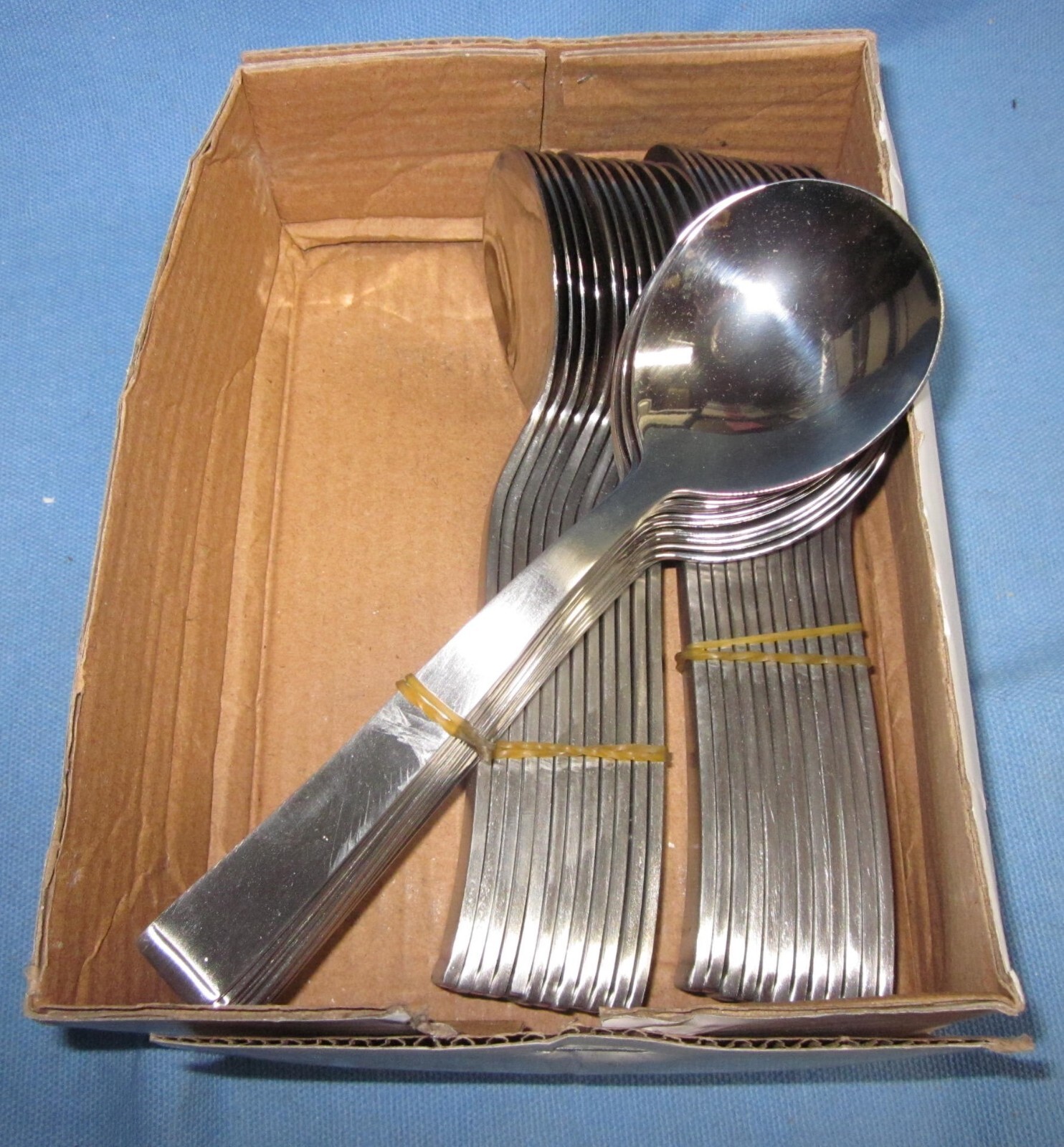 a Box of 36 World Tableware 858016 New Charm Bouillon Spoons
