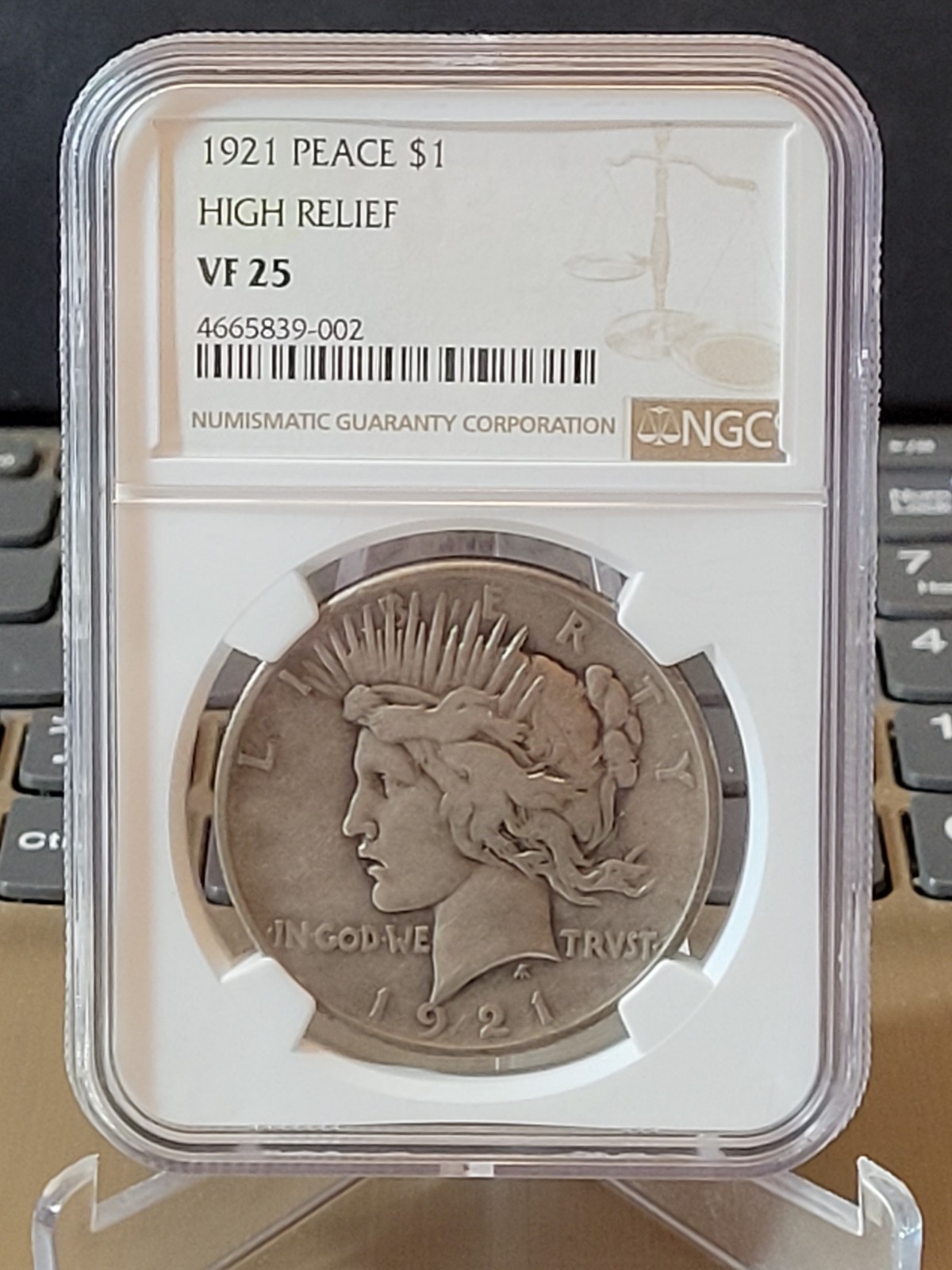 1921 HIGH RELIEF PEACE DOLLAR $1 NGC VF25