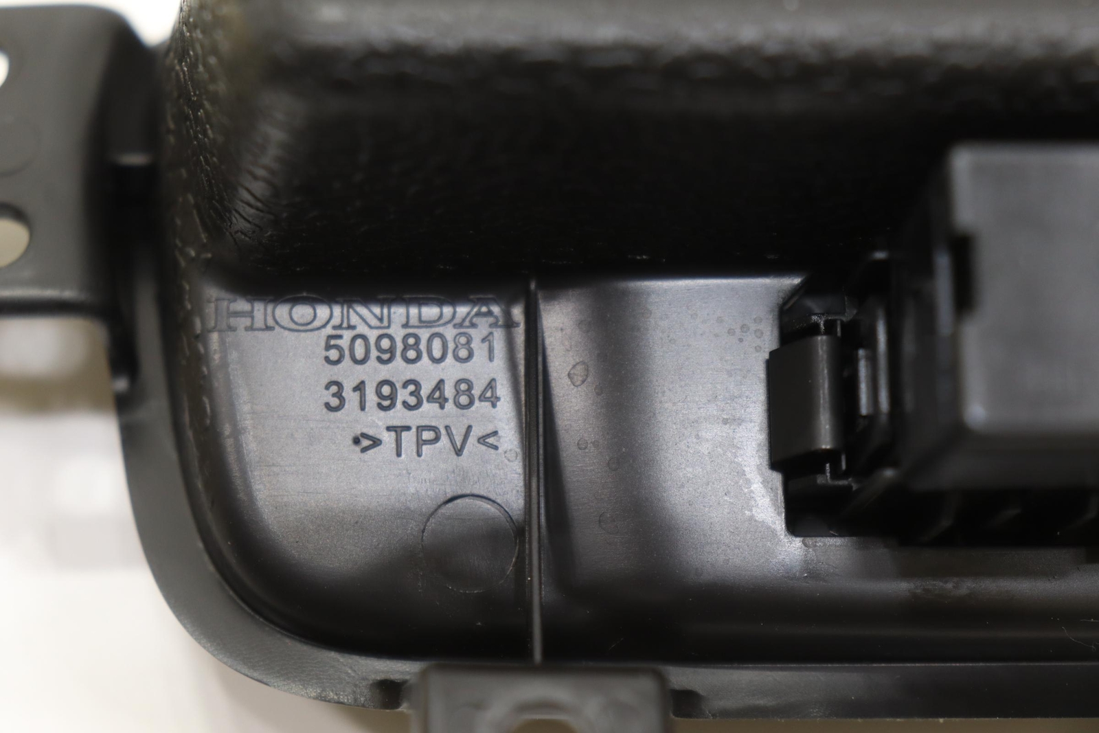 2017 - 2020 ACURA MDX FRONT CENTER CONSOLE BACK PANEL POWER OUTLET OEM