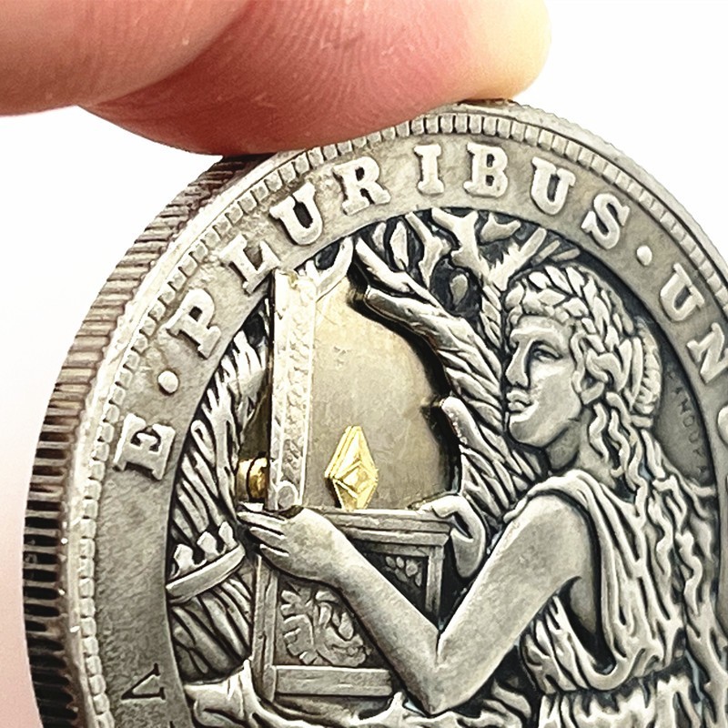 Movable Mechanism Token Hobo PANDORA`S HOPE Roman Booteen Amazing Art Gift