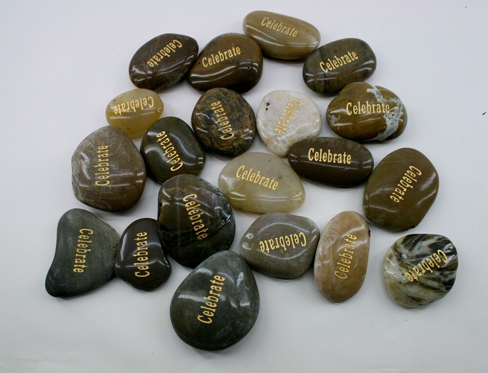 Lot of 100pcs Inspirational Word River Stones Etched Engrave Carve Words Stone