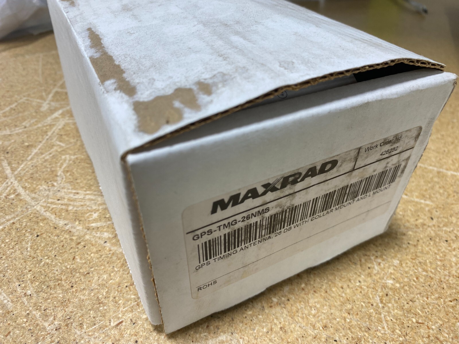 GPS Antenna with Mounting Hardware GPS-TMG-26NMS