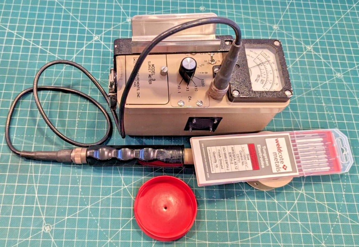 1x CLEAN Ludlum Model 3 Survey Meter 44-9 Tested, Verified, and GUARANTEED