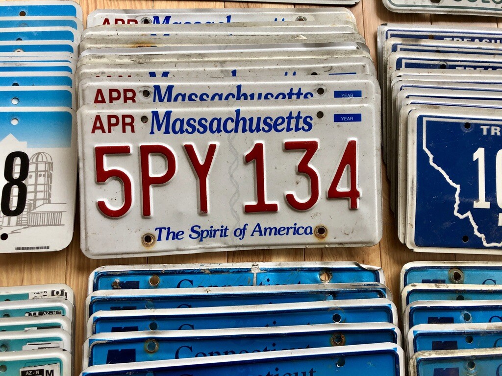 100 License Plates- 10 of Each State in Craft Condition