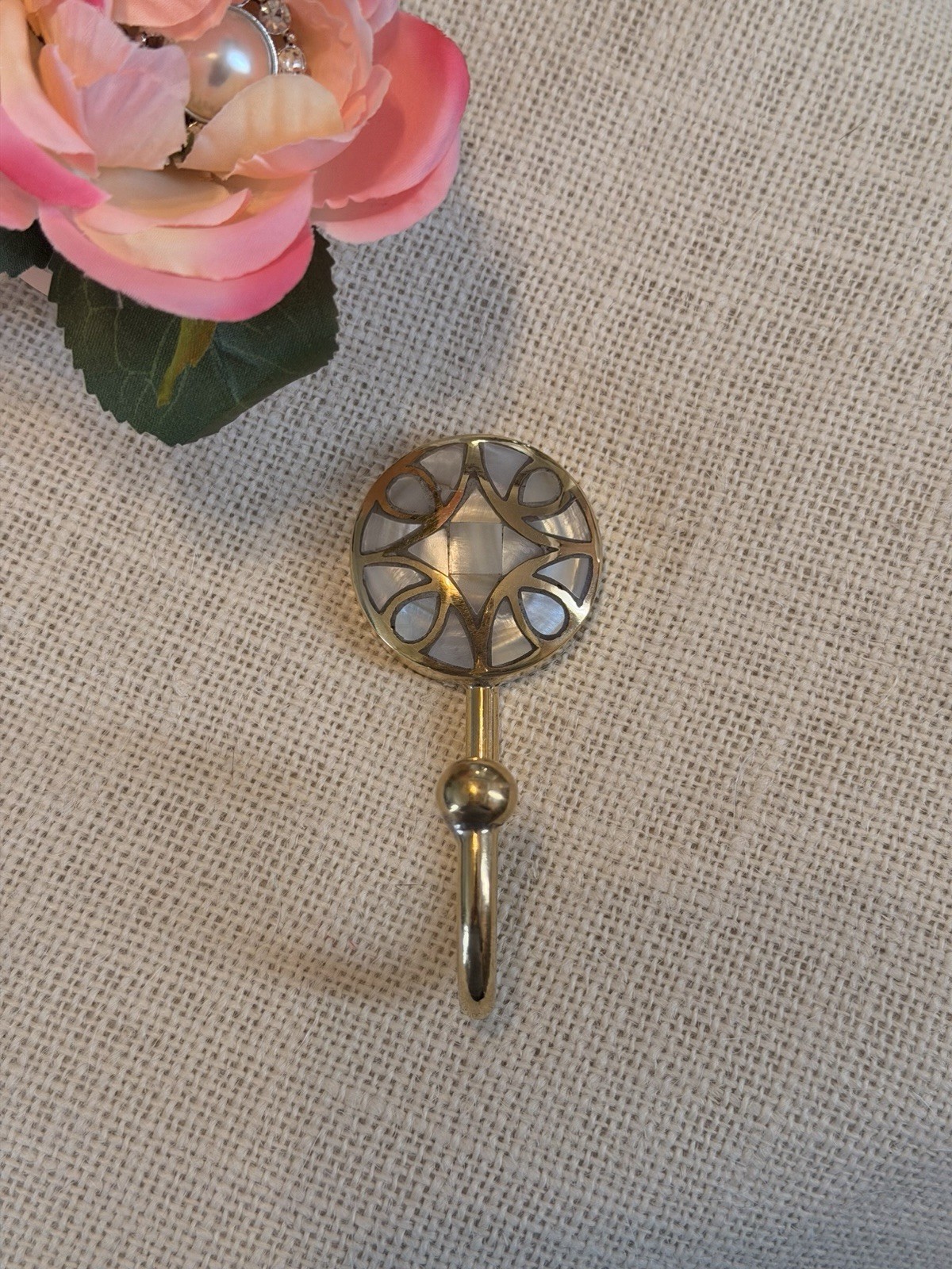Mother of Pearl Handcrafted Wall Hook Round Petal Inlay Design Single Wall Hook