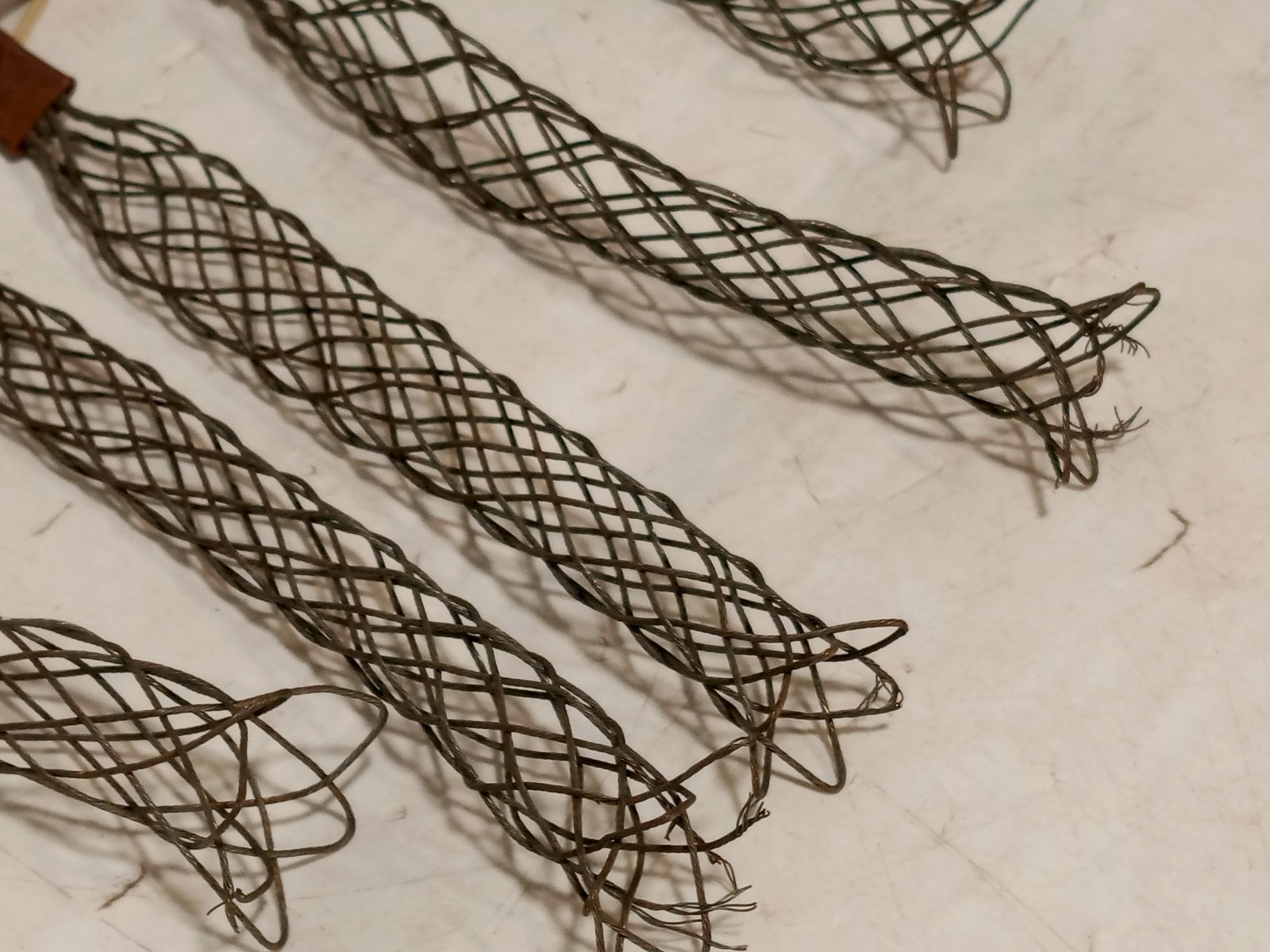 OSI finger trap traction set w/ table rail clamps, plates, 4 traps lot