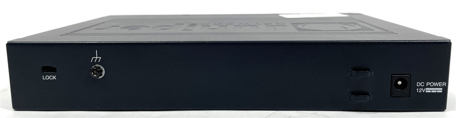 Juniper Networks SRX100 SRX100B 8-Port Security Gateway Firewall