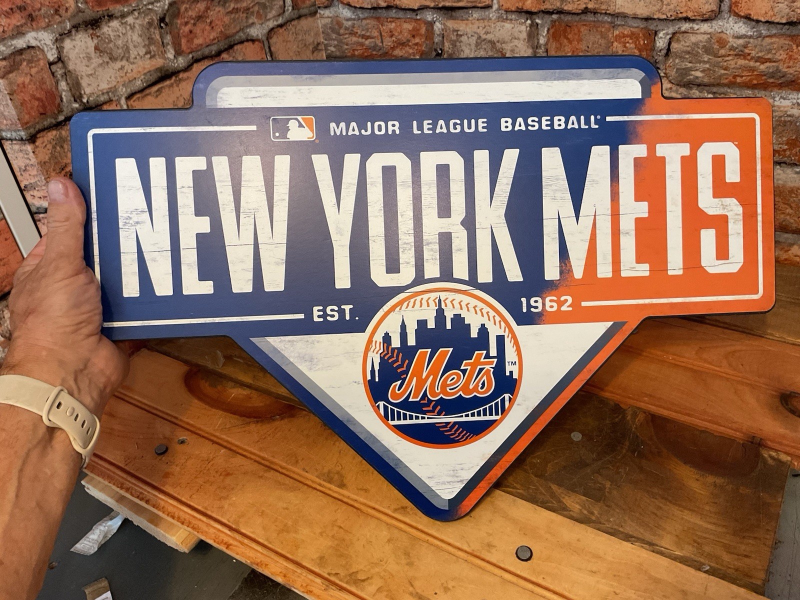 19"X14" Officially Licensed NY Mets Decorative Wall Art... Ships Free!