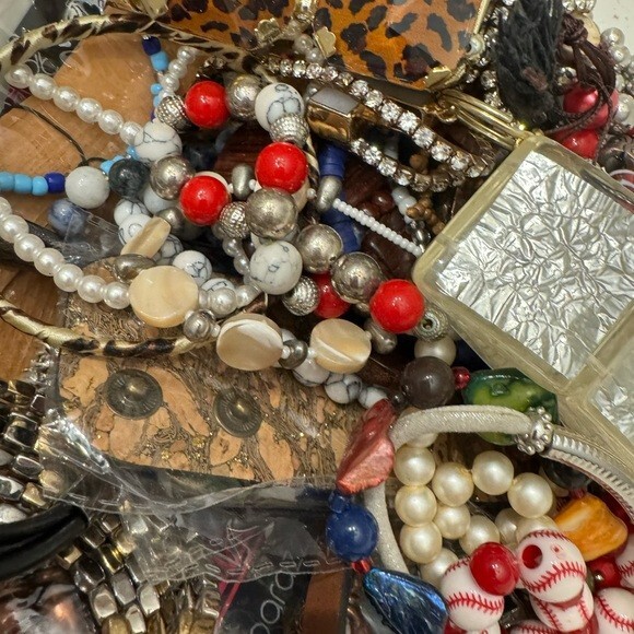 Mystery Jewelry Lot Vintage Modern Wearable 1-2 lbs Good Cond (READ DESCRIPTION)