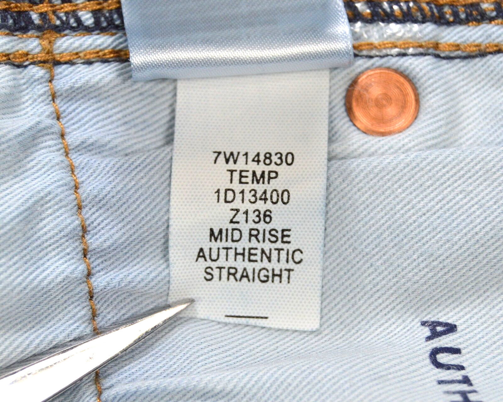 Lucky Brand Mid Rise Authentic Straight Jeans Women 12/31 Blue Denim Medium Wash