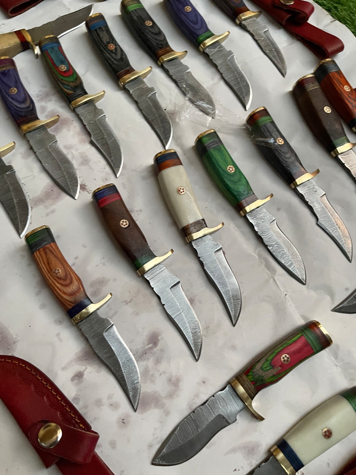 WHOLESALE LOT OF 20 CUSTOM HANDMADE DAMASCUS STEEL SKINNER KNIVES WITH SHEATH