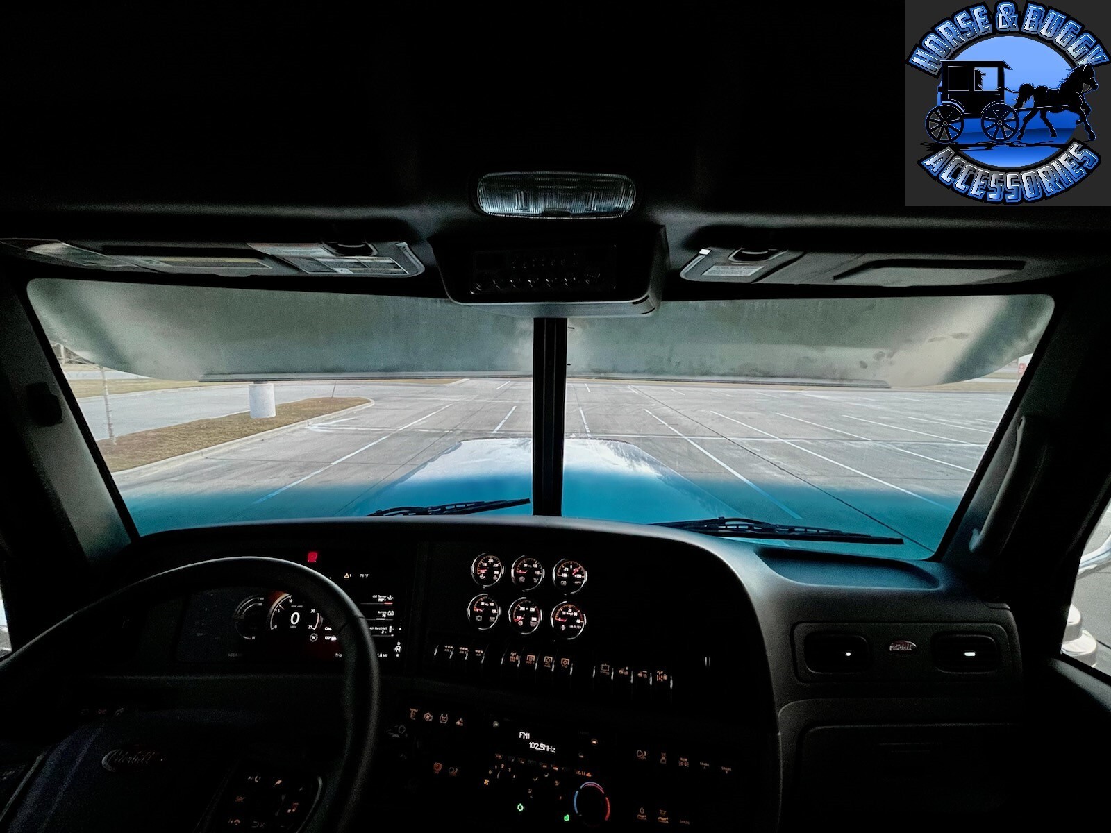 ROLLIN LOW PETERBILT 11'' X 7.5'' FLAT BOTTOM VISOR V. TOP 386,389,379,388 #1034