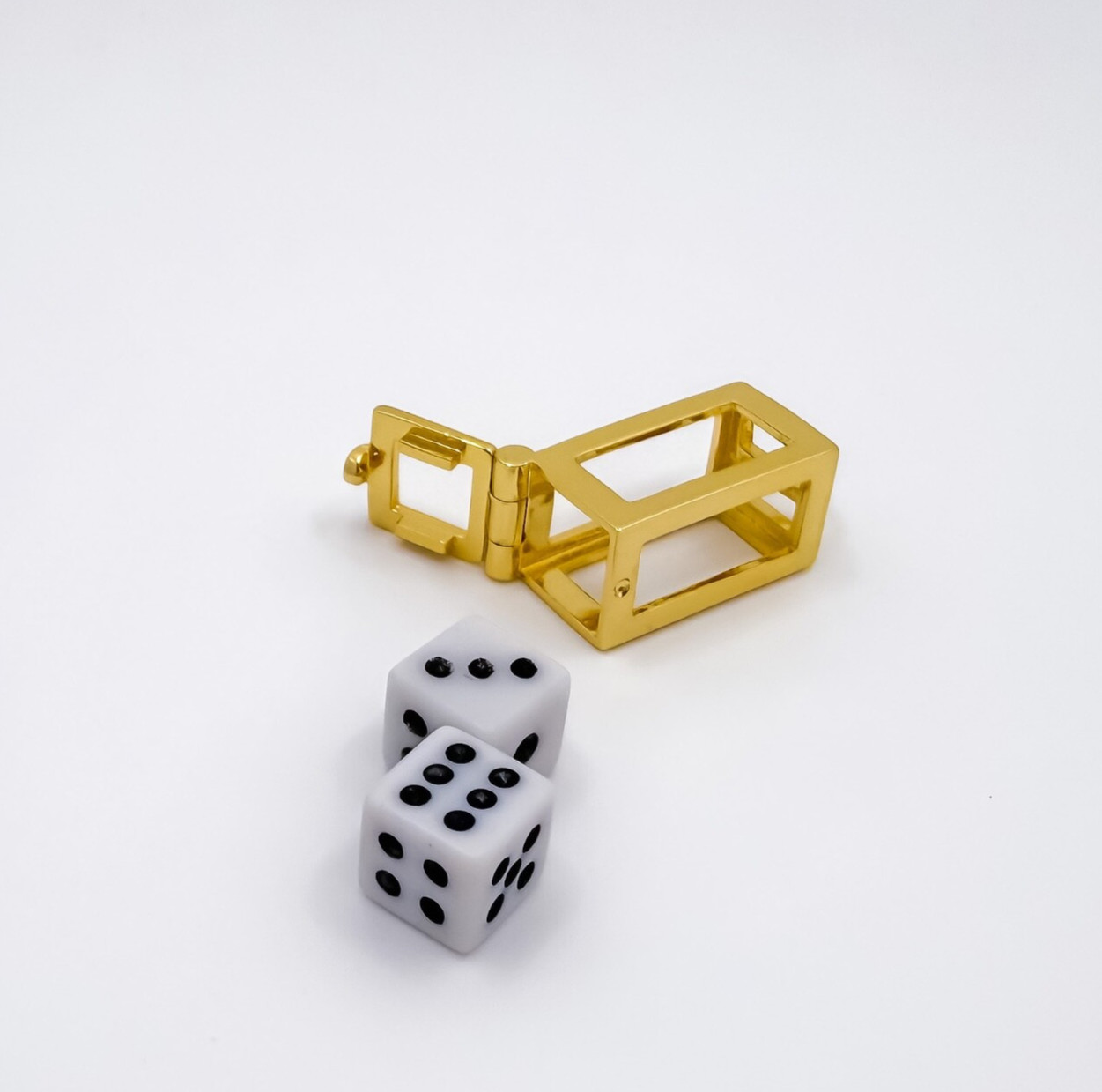 dice cage vintage charm 3D pendant gold plated | articulated charm