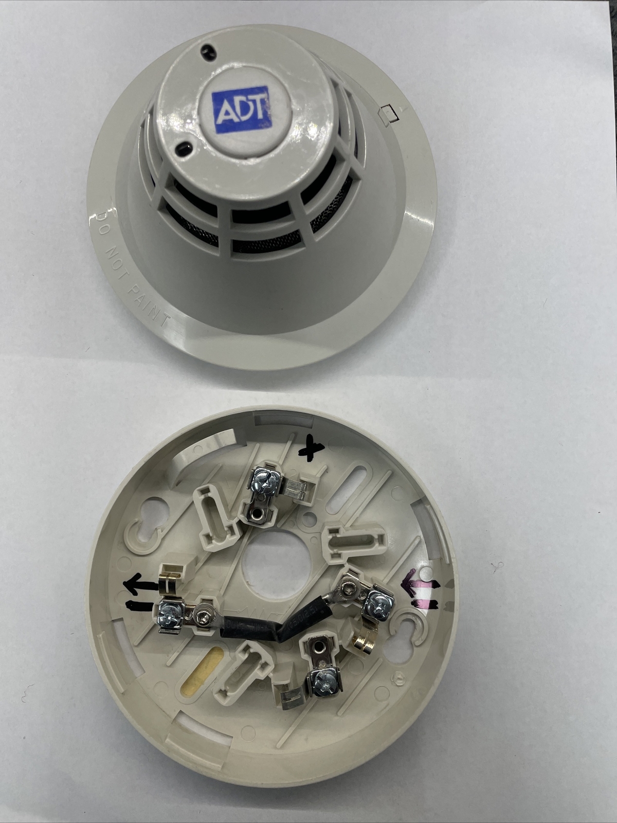 EST ADT SIGA-PS EDWARDS INTELLIGENT PHOTOELECTRIC SMOKE DETECTOR With Base