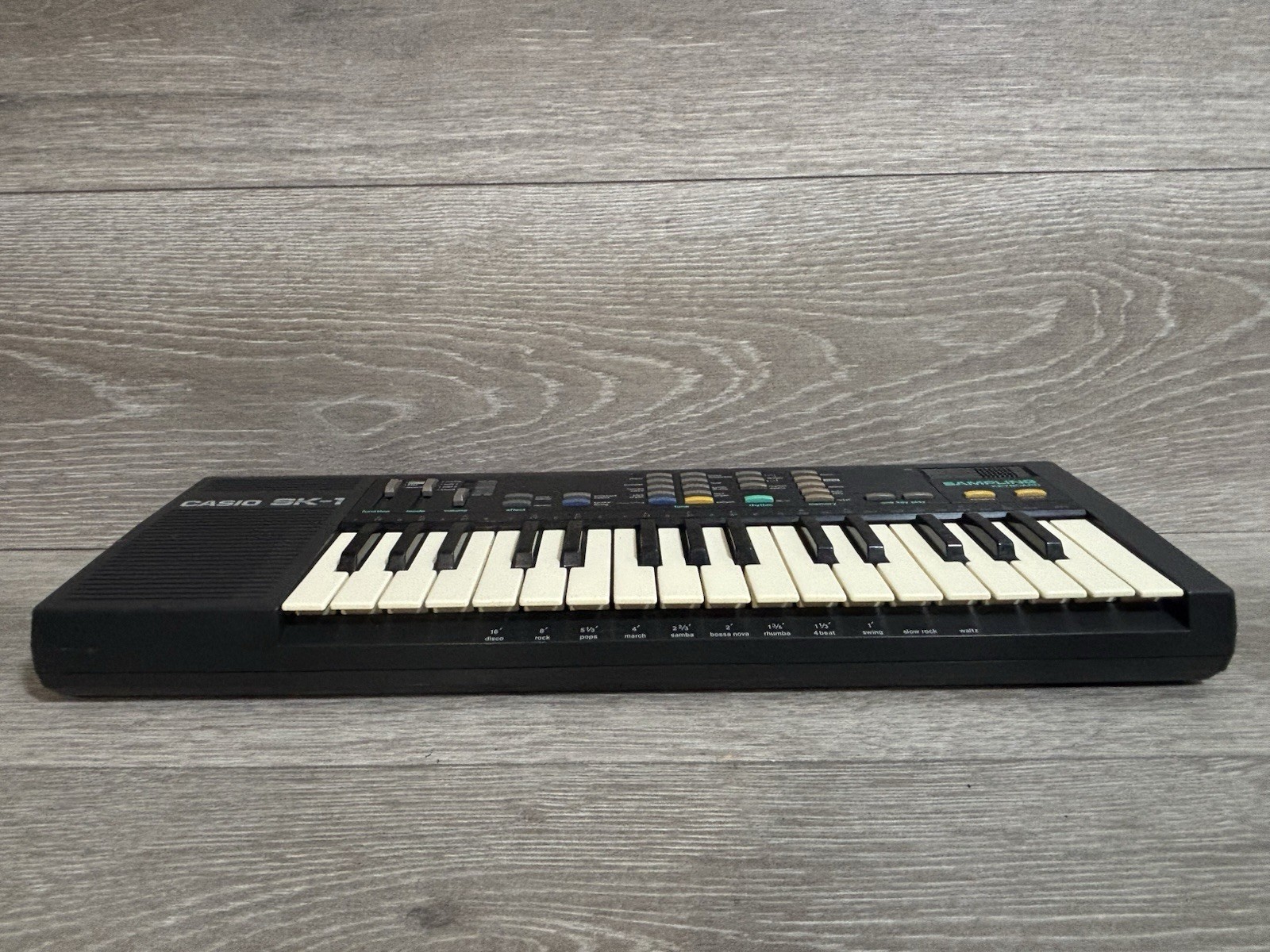Casio SK-1 Portable 32-Key Sampling Keyboard Used, Free Shipping