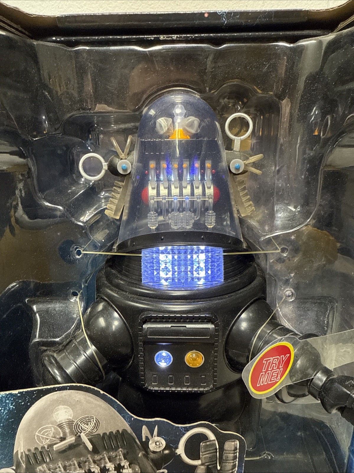 Forbidden Planet Robby The Robot Figure Light & Walking Sound NEW *