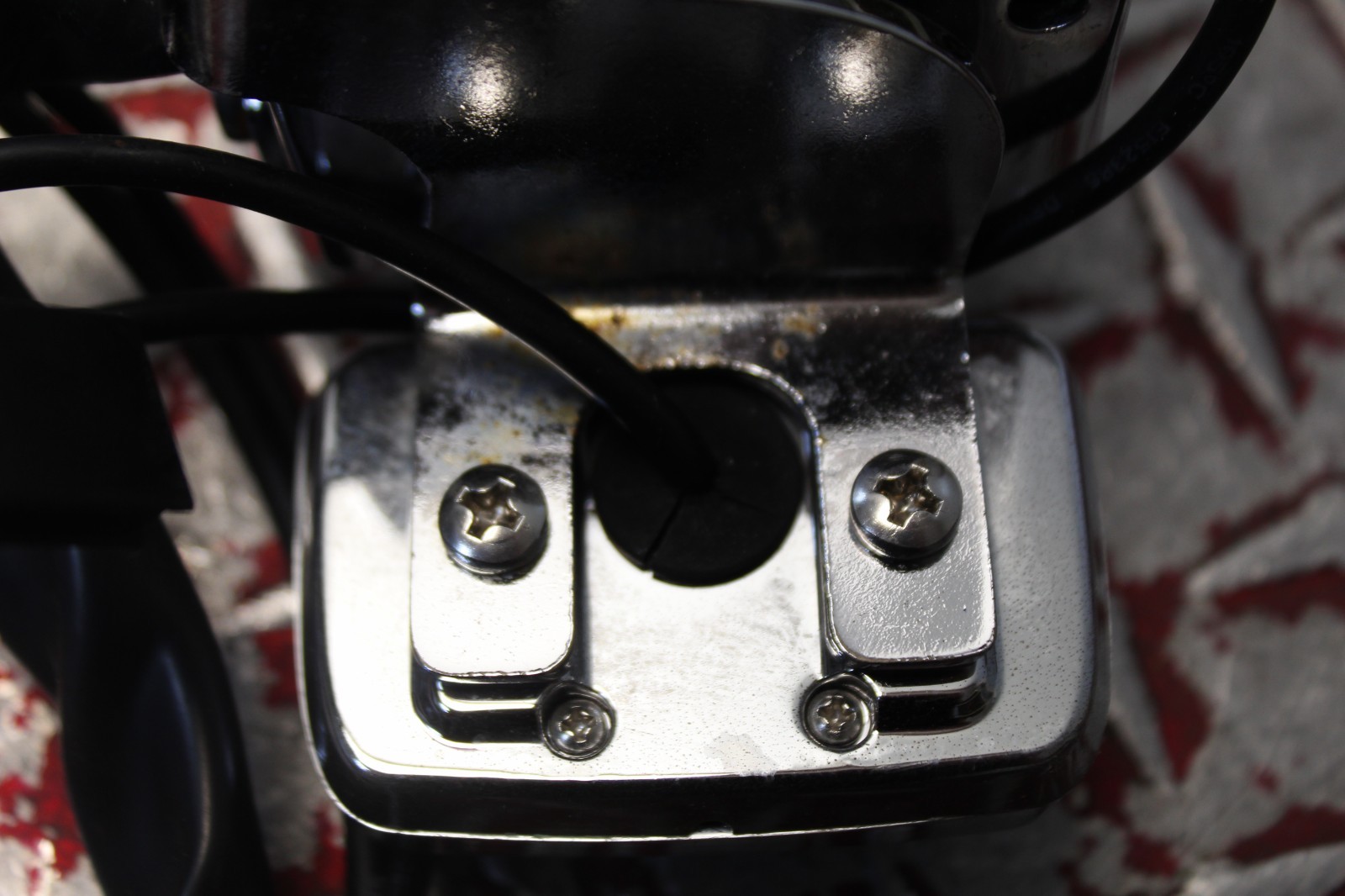 2008 VICTORY VISION TOURING LEFT CONTROL SWITCH W/ RADIO CONTROL BUTTONS VVT2