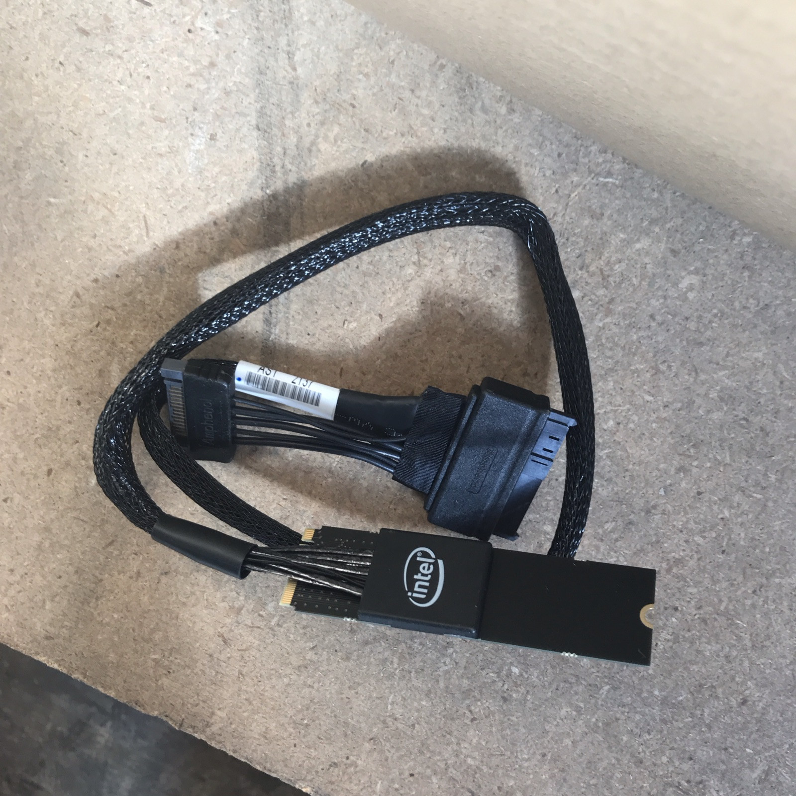 M.2 To U.2 Cable J15713-001 Amphenol