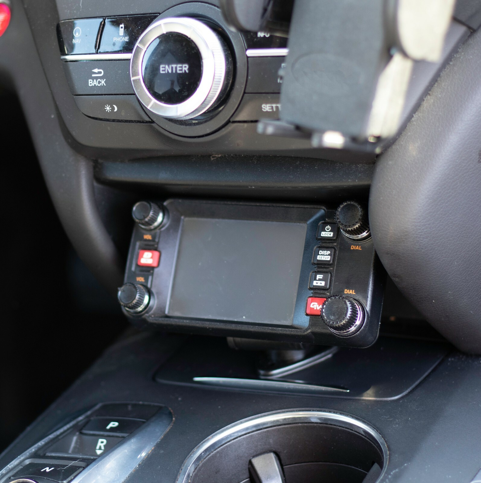 Low Profile Mount For Yaesu FTM-500 FTM-300 FTM-350 FTM-400 FT-891