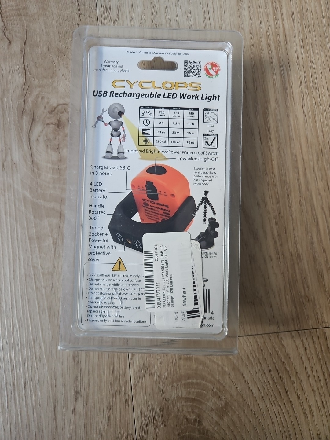 MAXXEON MXN00813 CYCLOPS, Rechargeable Work Light, Orange, Lights