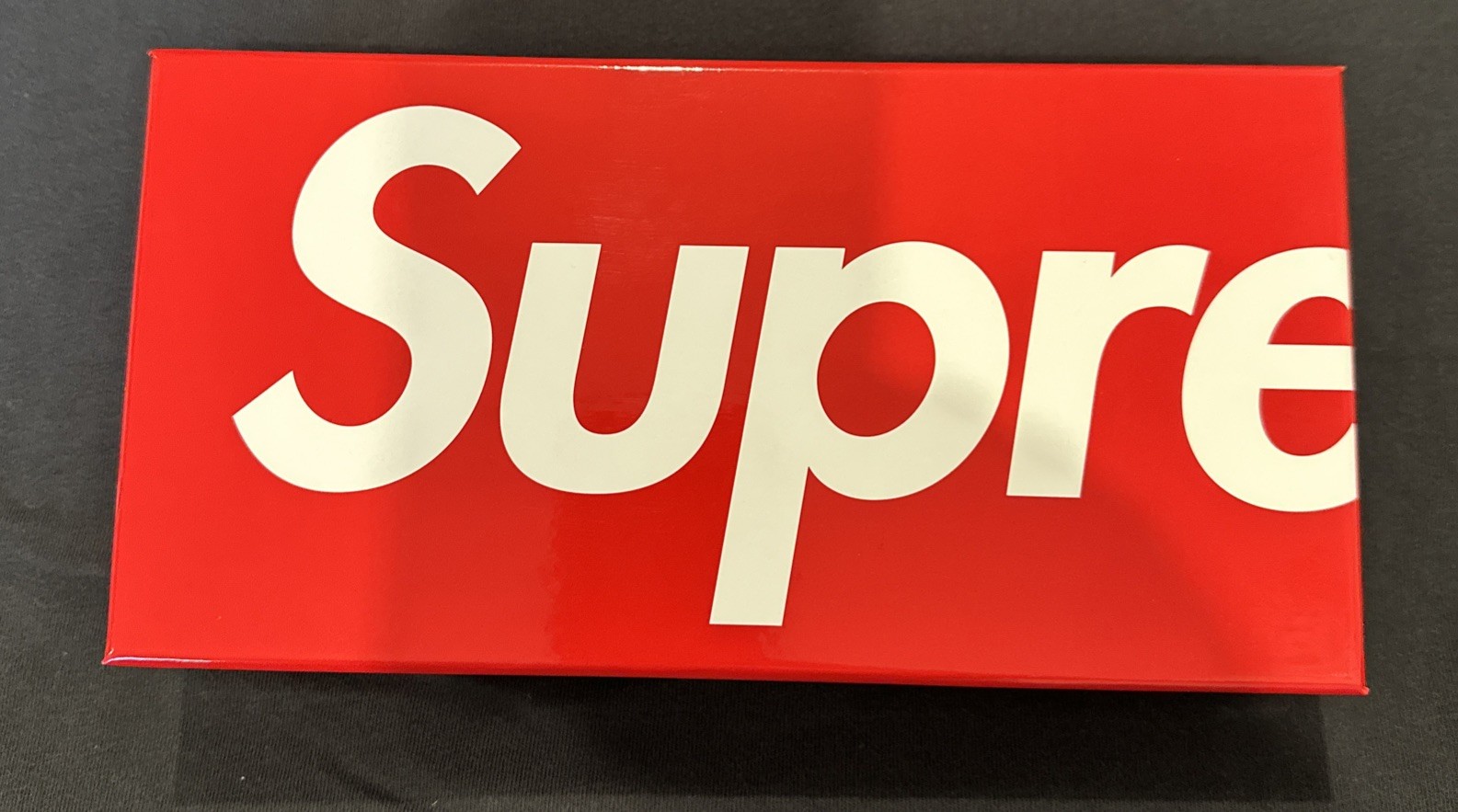 Supreme Montana Mini Spray Paint Cans Set New Displayed Condition 100% Authentic