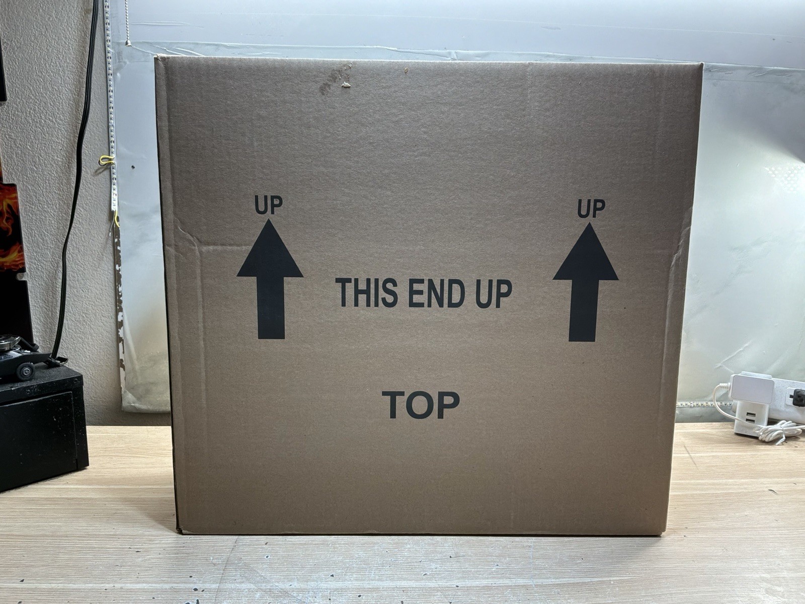 New Micros Oracle Cash Drawer 400018-226-PT PN: 7346087 with Keys/JUA3426