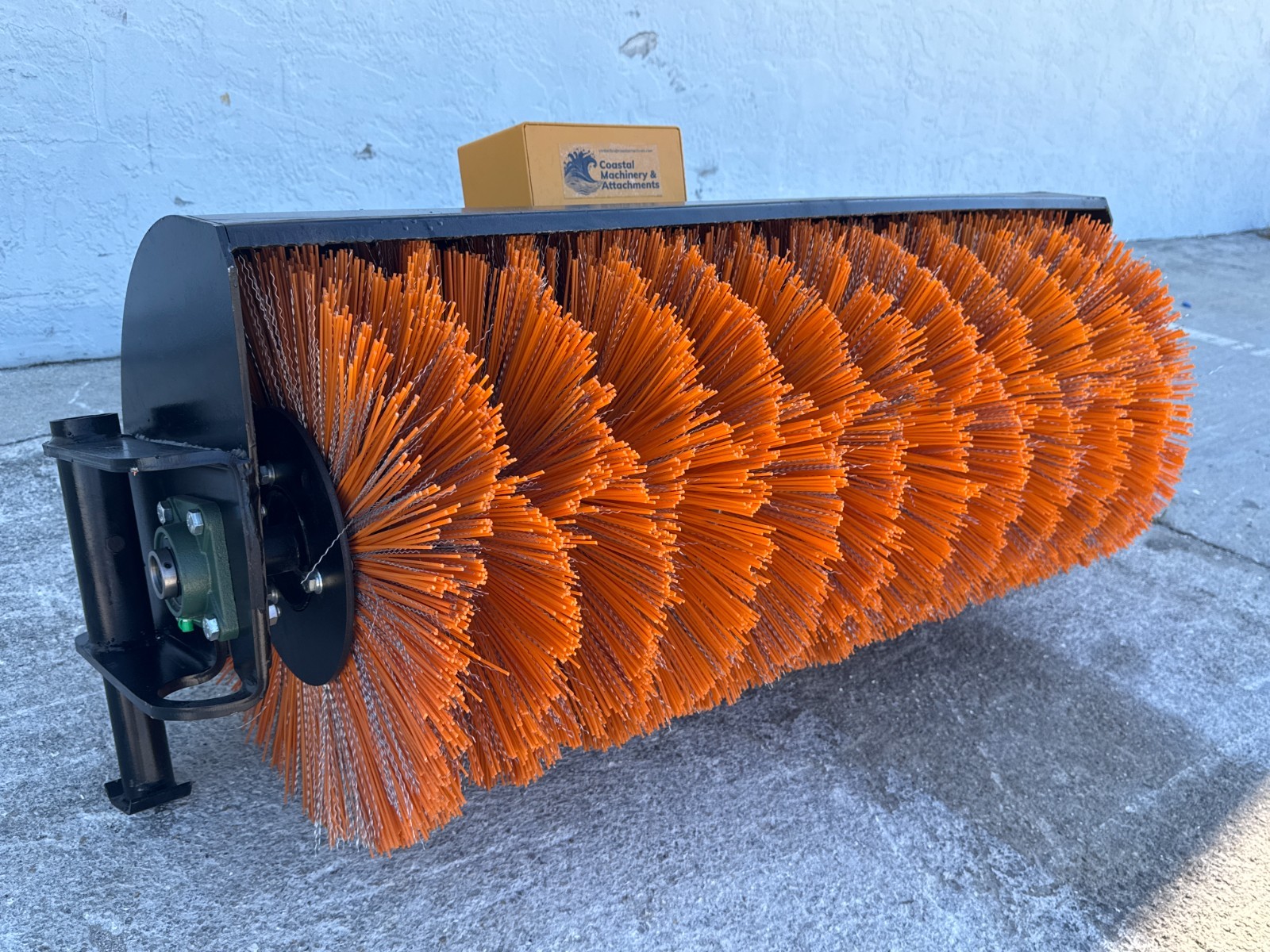 Mini Power Angle Broom Hydraulic Poly Wire Sweeper Mini Skid Steer Attachment