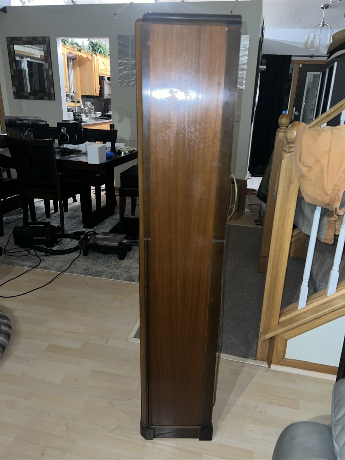 ORIGINAL ART DECO WESTINGHOUSE WR-16 "COLUMNAIRE” GRANDFATHER CLOCK RADIO