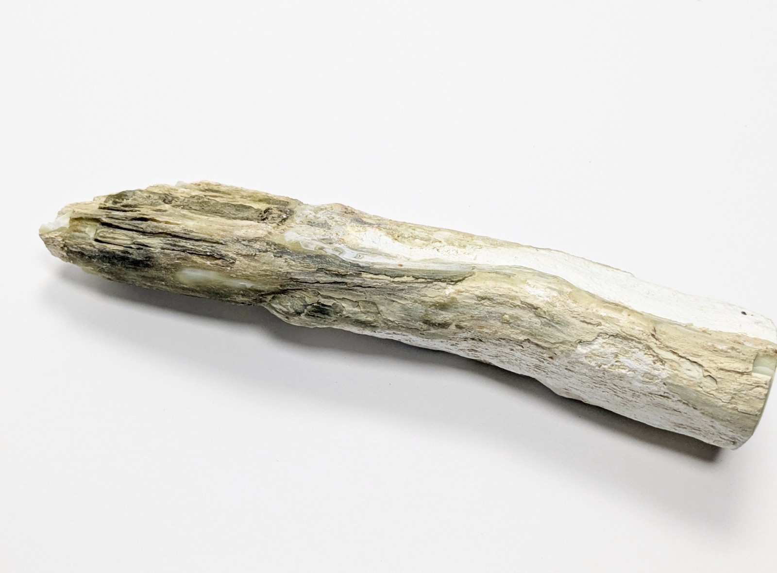 Chalcedony specimen 239 grams Raw chalcedony, rod shaped