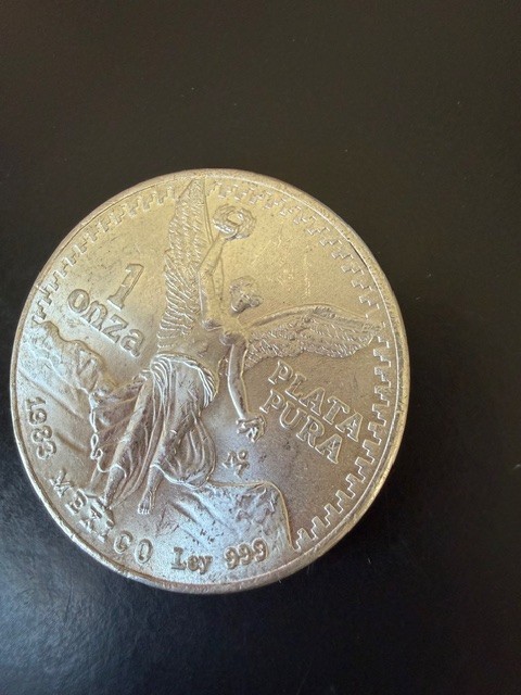 1983 MEXICO LIBERTAD ONZA 1 oz Pure Silver Uncirculated 🏛