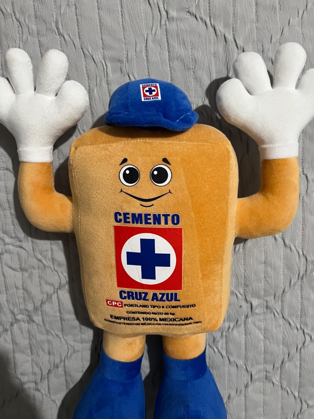 STUFFED ANIMAL “COSTALITO ” MASCOTA DEL EQUIPO CRUZ AZUL MEXICO 15 IN PELUCHE