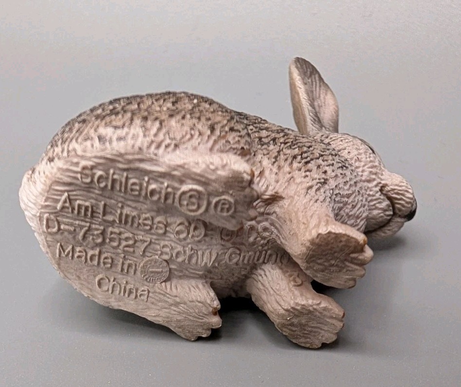 Schleich 2009 Rabbit Hare Toy Figure Brown Gray White D-73527 Am Limes 69