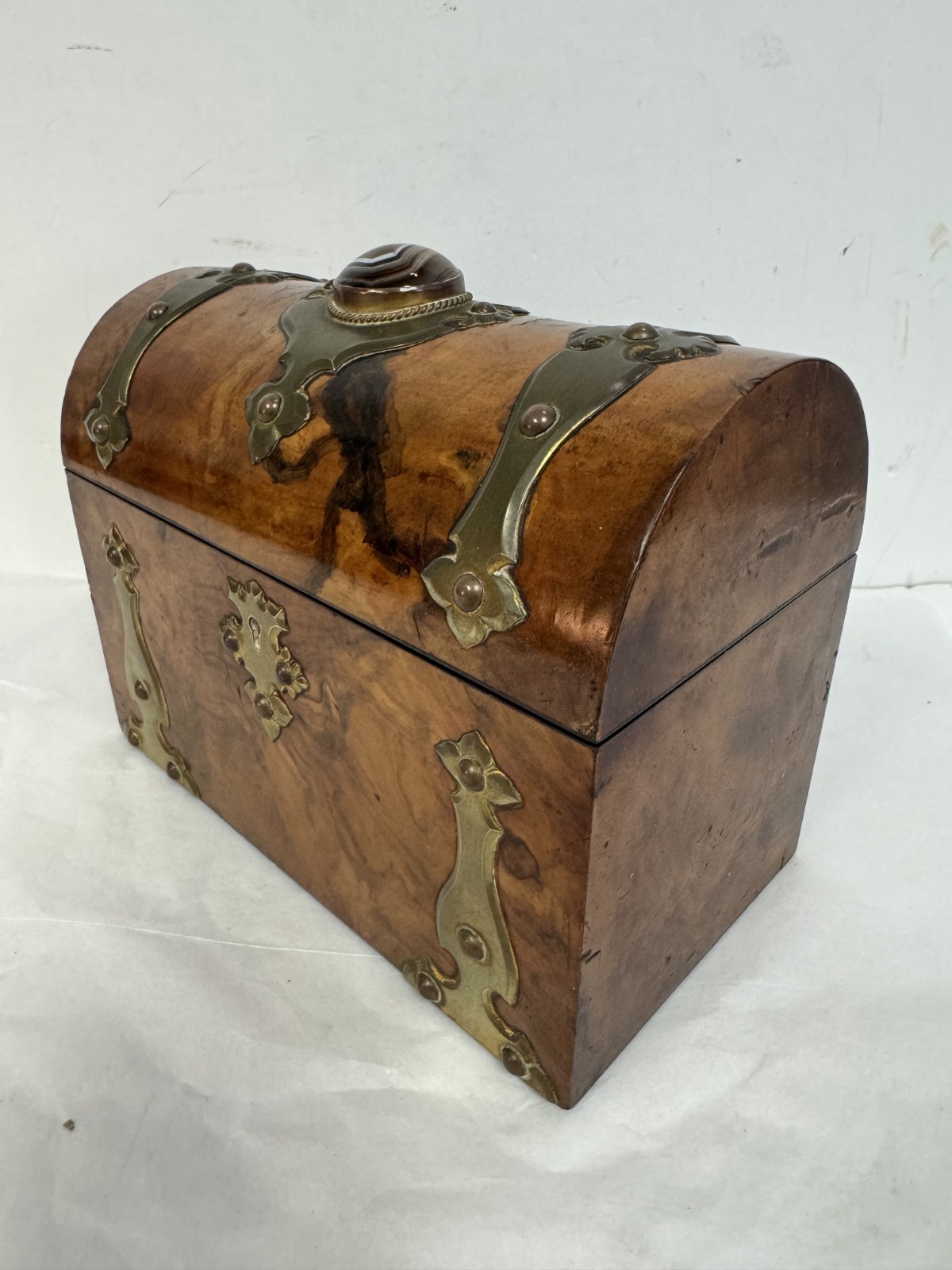 U28306 Antique VICTORIAN Burled Walnut Letter Stationary Box wBrass Gem G2U