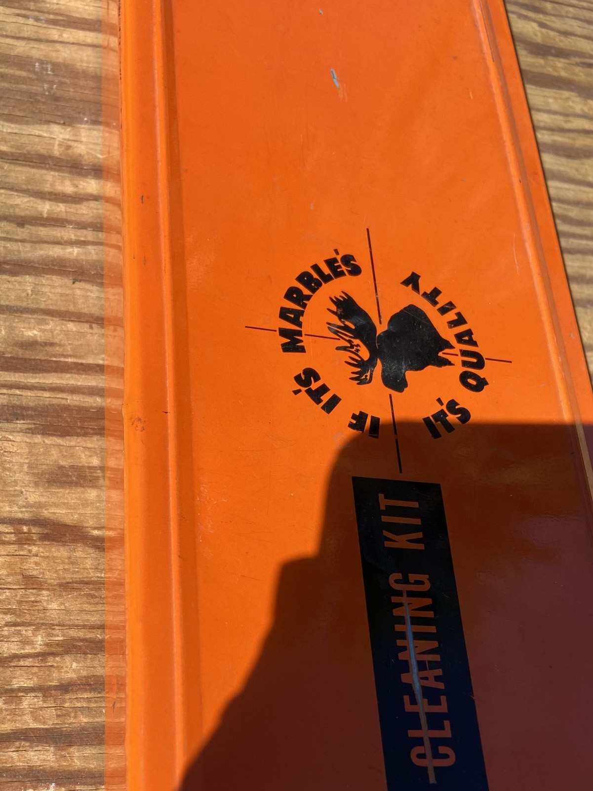 Old Vintage MARBLE'S GUN CLEANING KIT Metal Tin Box w/ Rod and some Accessories