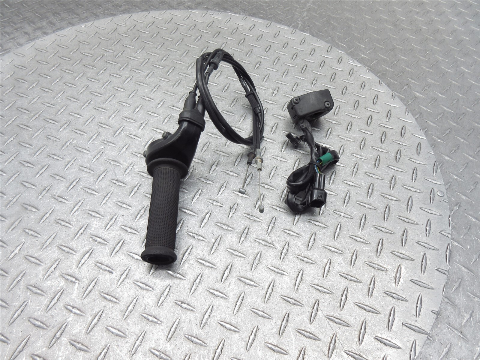 2013 13-16 Kawasaki ZX636 ZX6R Ninja 636 Right Switch Throttle Control Cable