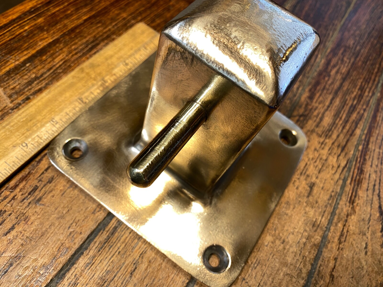 VINTAGE PERKO POLISHED BRONZE MOORING BITT, SAMPSON POST/BOLLARD, CLEAT 6" BASE