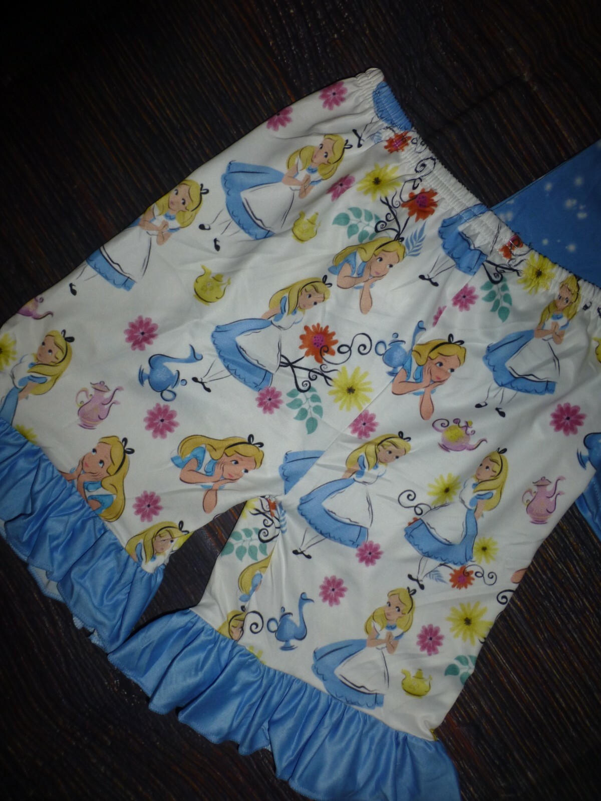 NEW Boutique Alice in Wonderland Girls Shorts Outfit