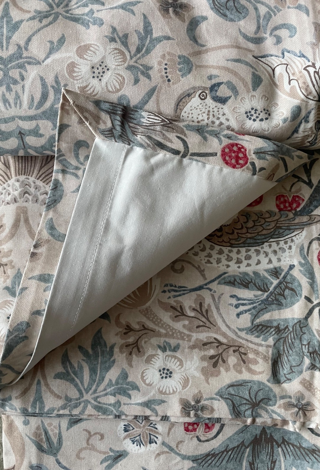 NEW William Morris 2pc BLACKOUT Strawberry Thief Hessian Window Curtain 50"x96"