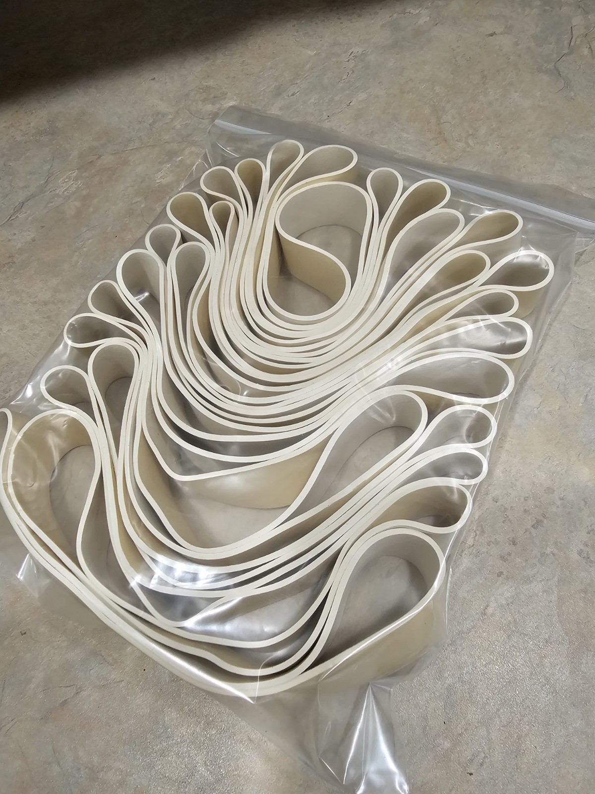 Pack of 15 Dally Wraps White/Yellow Rubber, Team Roping Saddle Horn, Ranching