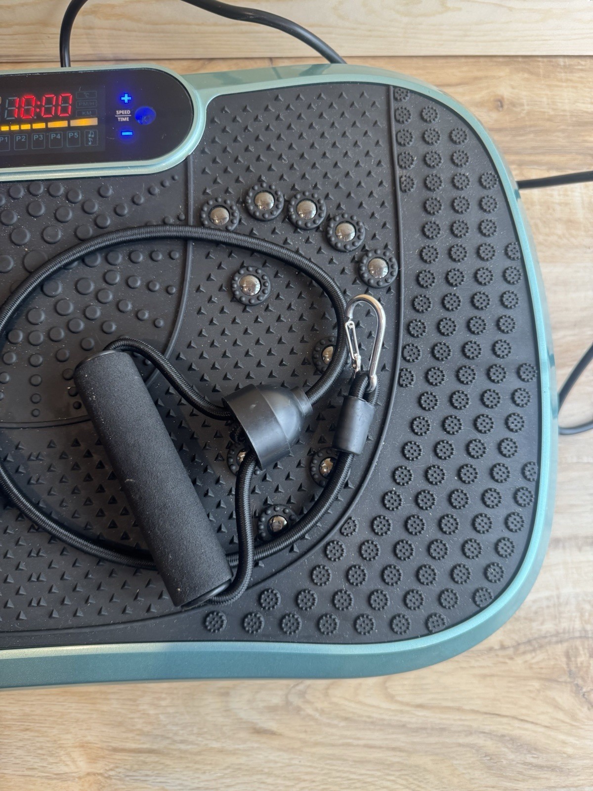 AXV FR-78 Bluetooth Green Vibration Plate Exercise Machine Platform No Remote