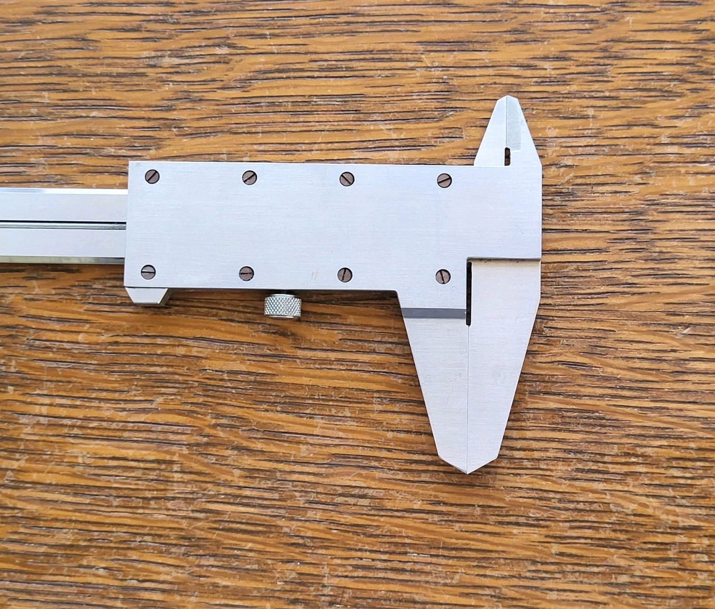 Mitutoyo 522-106 Vernier Caliper 6" Hardened Stainless w/Case Made in Japan